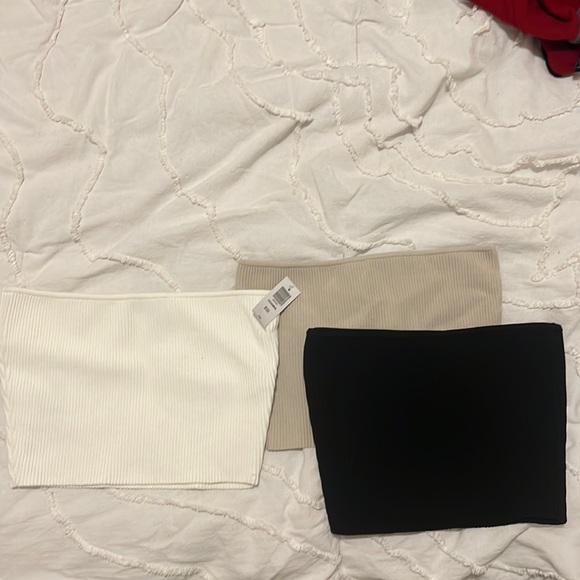 Tops - Cropped sculpt knit tube top size m